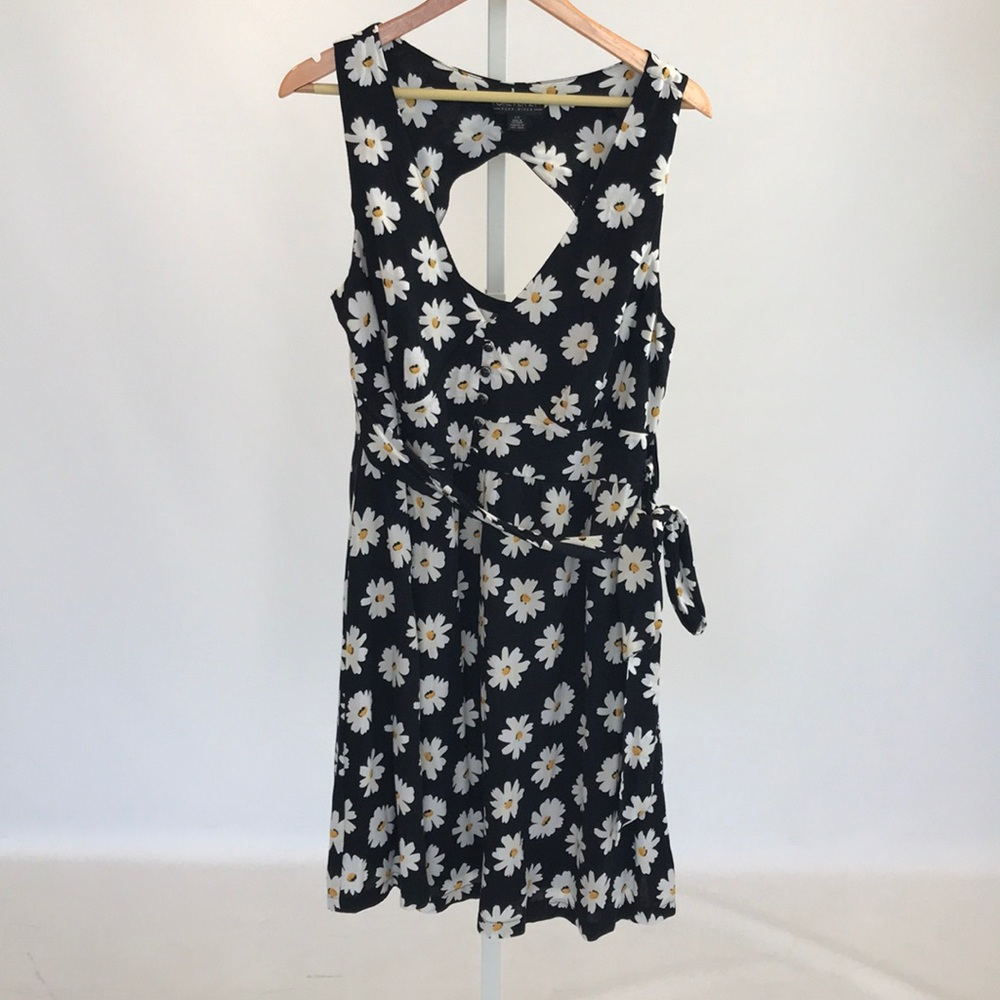 Cut out summer dress.